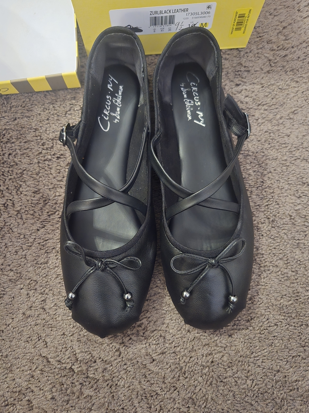 Circus by Sam Edelman Black Leather Ballet Flats with Crisscross Strap